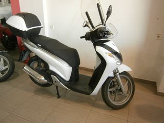 Honda SH 125i 2011 sh-125i-thumb-5