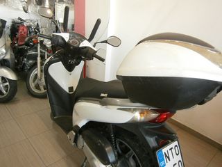 Honda SH 125i 2011 sh-125i-thumb-7