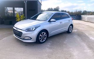 Hyundai i 20 '16  1.1 CRDi YES! Silver full extra!!