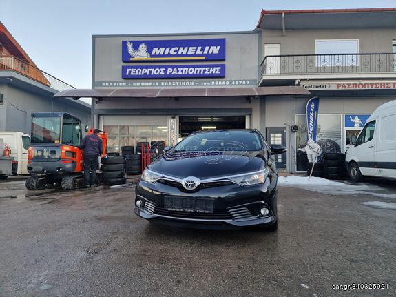 Toyota Auris '15  1.6 D-4D Design Edition