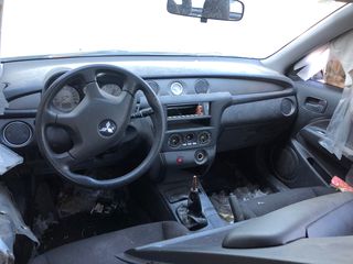 Mitsubishi Outlander 2002 Πωλούνται κομμάτια-thumb-3