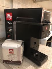 Μηχανή καφετιέρα illy Y3.3 espresso ( iperespresso ) μαζί με κλειστή συσκευασία καφέ με 18 κάψουλες