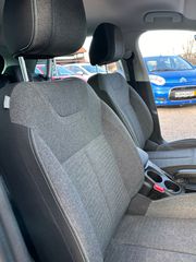 Citroen C4 2016-thumb-34