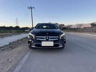 Mercedes-Benz GLA 180 '16