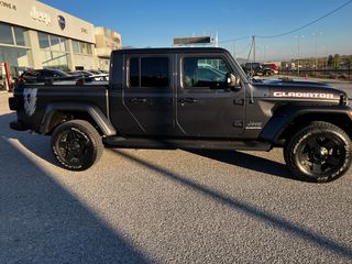 Jeep Gladiator 2024 OVERLAND-thumb-4