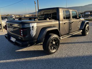 Jeep Gladiator 2024 OVERLAND-thumb-6