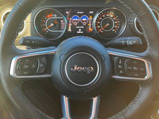 Jeep Gladiator 2024 OVERLAND-thumb-12