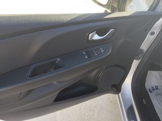 Renault Clio 2017-thumb-19