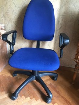 καρέκλα γραφείου με ροδάκια (μάρκας dromeas)