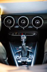 Audi TT 2017 Coupé 1.8 S-Line S-Tronic-thumb-12