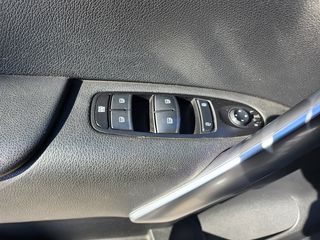 Mercedes-Benz X 350 2019-thumb-25