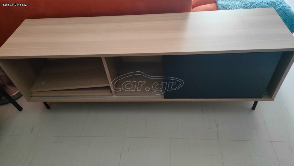 Μινιμαλ αισθητικής έπιπλο τηλεόρασης