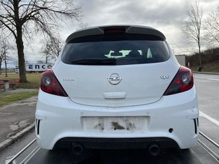 Opel Corsa opc-thumb-3