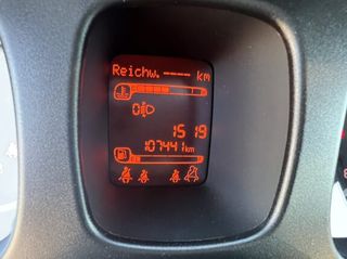 Fiat Panda 2015-thumb-15