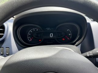 Κλούβα Opel 2017 Vivaro-thumb-39