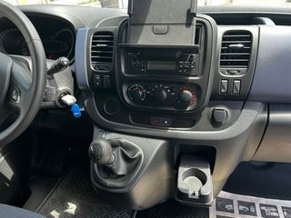 Κλούβα Opel 2017 Vivaro-thumb-23