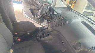 Ford Transit Courier 2017 GNS EURO 6-thumb-10
