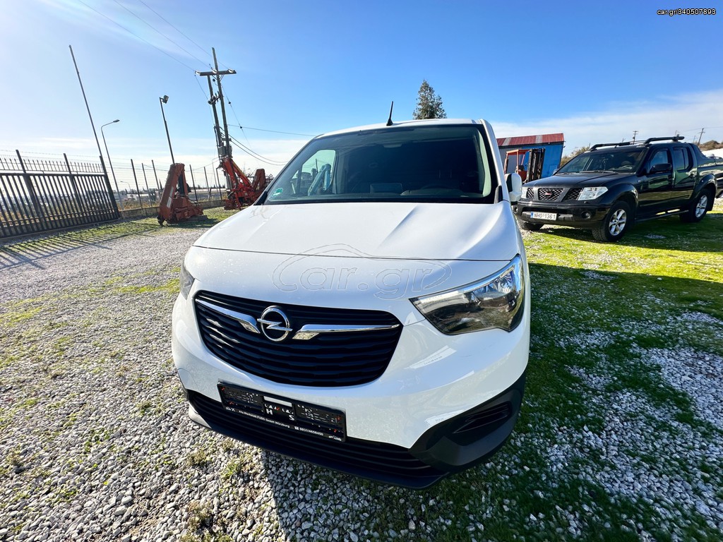 Κλούβα Opel 2019 COMPO