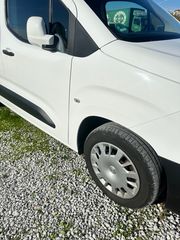Κλούβα Opel 2019 COMPO-thumb-6