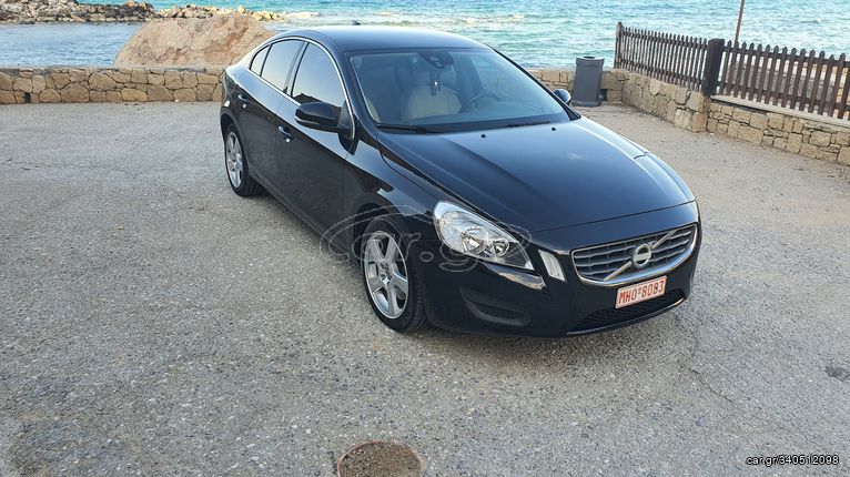 Volvo S60 '11 Τ 3