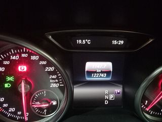 Mercedes-Benz GLA 180 2017 d Urban 7G-DCT facelift ΕΛΛΗΝΙΚΟ.-thumb-8