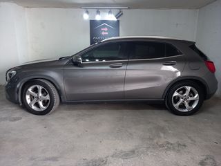 Mercedes-Benz GLA 180 2017 d Urban 7G-DCT facelift ΕΛΛΗΝΙΚΟ.-thumb-2