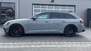 Audi RS4 '22 RS4-X ABT 1/60 LIMITED EDITION
