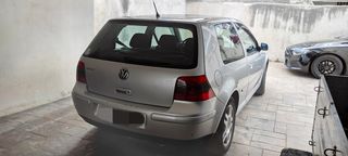 Volkswagen Golf '02
