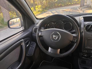 Dacia Duster 2016 4x2-thumb-5
