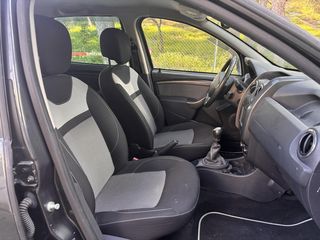 Dacia Duster 2016 4x2-thumb-7