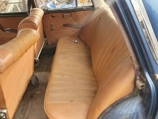 Mercedes-Benz 200 1965-thumb-5