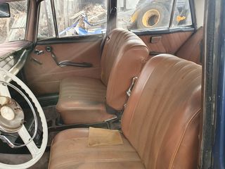 Mercedes-Benz 200 1965-thumb-6