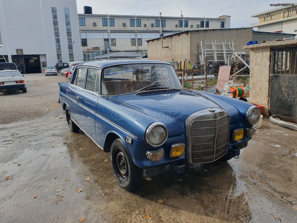 Mercedes-Benz 200 1965