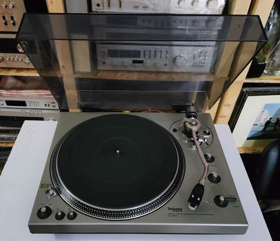 ΠΙΚΑΠ Technics SL-1300 silver