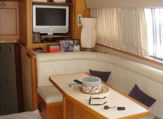 Bertram 1991 50'-thumb-7