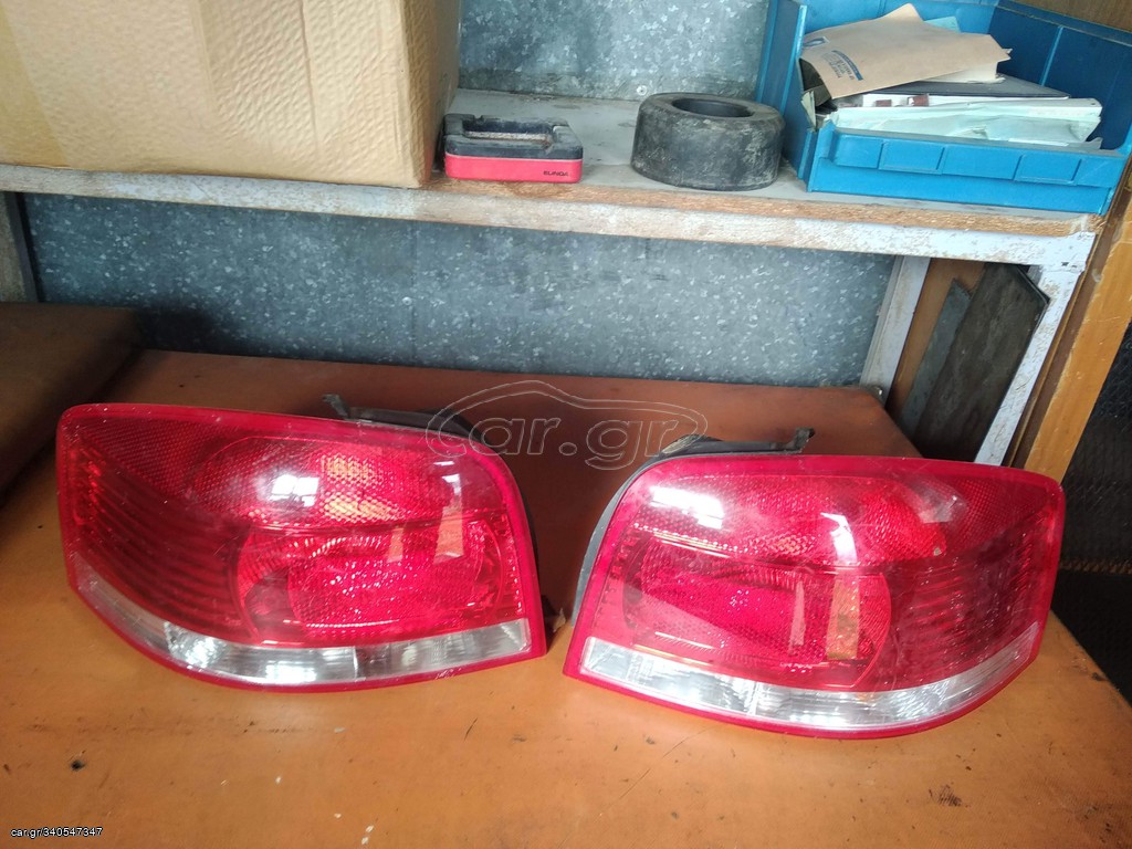 ΦΑΝΑΡΙ ΠΙΣΩ ΔΕΞΙΟ AUDI A3 HATCH BACK 2003-2012  50 ευρω /τεμ