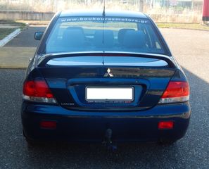Mitsubishi Lancer 2004-thumb-3