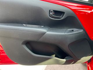 Toyota Aygo 2015-thumb-36