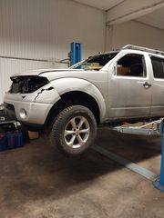 Nissan Navara D40 4x4 4πορτο 2006-2012 YD25 EURO 4  διαθεσιμο για ανταλλακτικα.