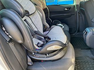 Peugeot 3008 2009-thumb-96