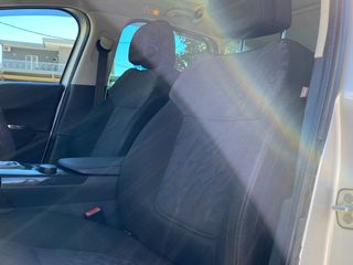 Peugeot 3008 2009-thumb-59