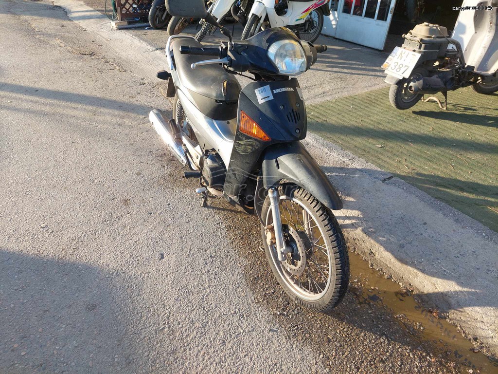 HONDA INNOVA 125 ΚΑΡΜΠΥΡΑΤΕΡ