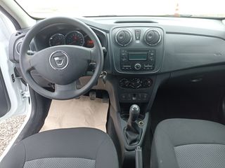 Dacia Sandero 2016-thumb-9
