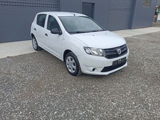 Dacia Sandero 2016-thumb-7