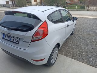 Ford Fiesta 2017-thumb-5