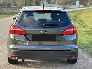 Ford Focus 2015-thumb-3