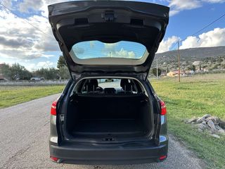 Ford Focus 2015-thumb-30