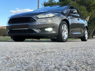 Ford Focus 2015-thumb-16