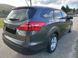 Ford Focus 2015-thumb-11