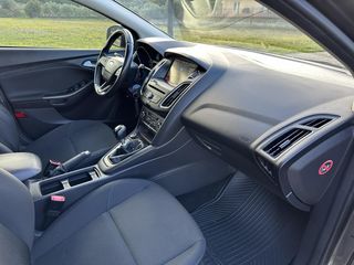 Ford Focus 2015-thumb-28